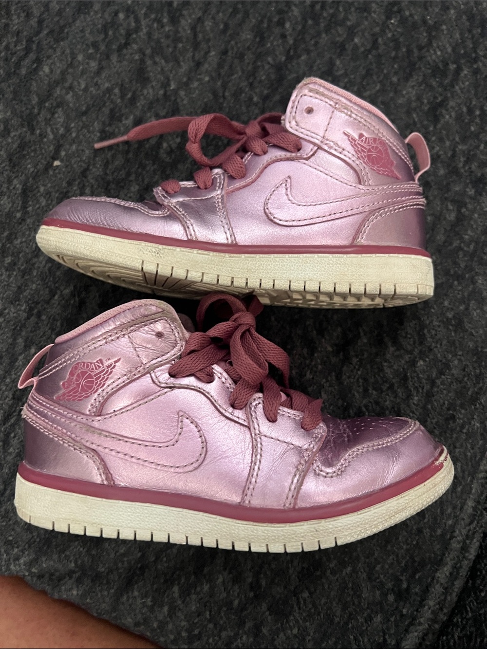 Nike Jordan 1 Metallic Rose Pink High-Top Sneakers kids size 11